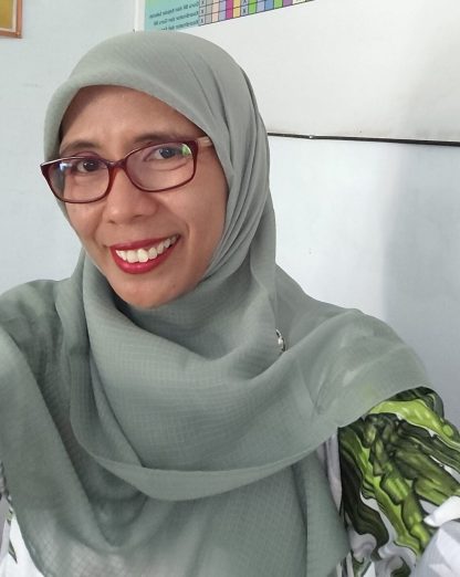 Eny Sugiarti_selfie (1)